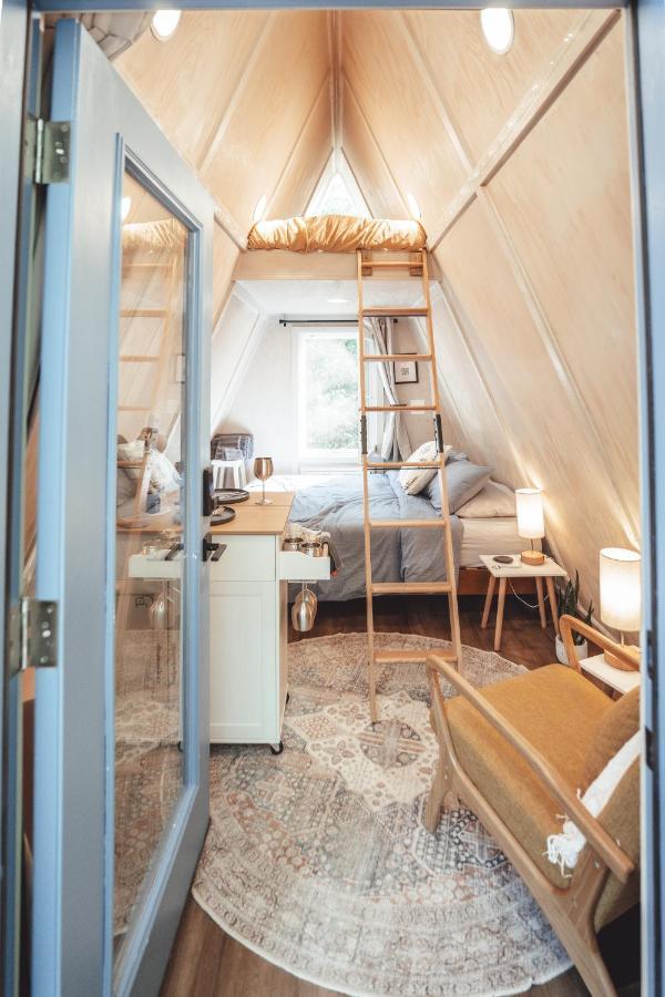 Apartment Blue Brambler Glamping A-frame