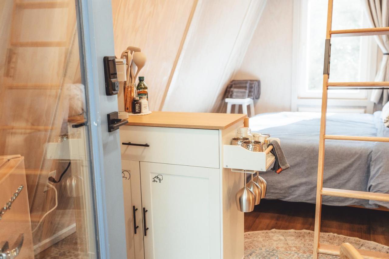 Blue Brambler Glamping A-frame * Rockbridge