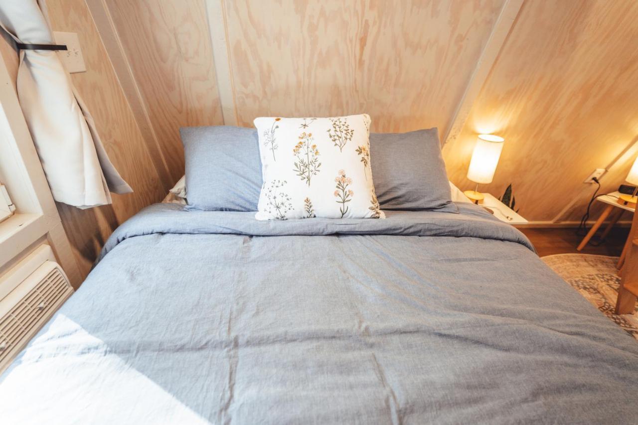 Apartment Blue Brambler Glamping A-frame *